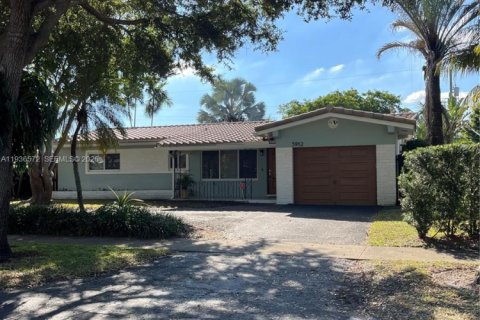 Villa ou maison à Hollywood, Floride 2 chambres, 139.91 m2 № 1995255