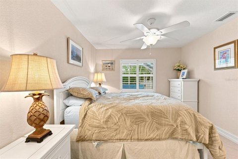 Villa ou maison à vendre à Punta Gorda, Floride: 3 chambres, 193.89 m2 № 2296308 - photo 17