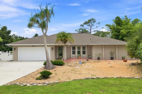 House in Punta Gorda, Florida 3 bedrooms, 193.89 sq.m. № 2296308