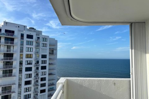 Condominio en alquiler en Daytona Beach, Florida, 2 dormitorios, 120.68 m2 № 1813731 - foto 15