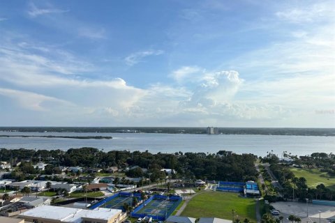Condominio en alquiler en Daytona Beach, Florida, 2 dormitorios, 120.68 m2 № 1813731 - foto 1