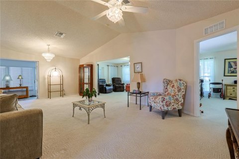 House in Ocala, Florida 3 bedrooms, 162.11 sq.m. № 1634013 - photo 16