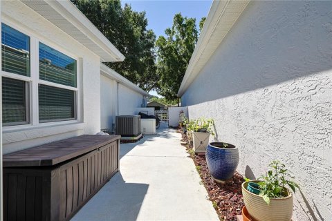 House in Ocala, Florida 3 bedrooms, 162.11 sq.m. № 1634013 - photo 7