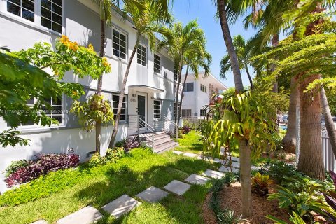 Condominio en venta en Miami Beach, Florida, 1 dormitorio, 66.8 m2 № 1707328 - foto 17