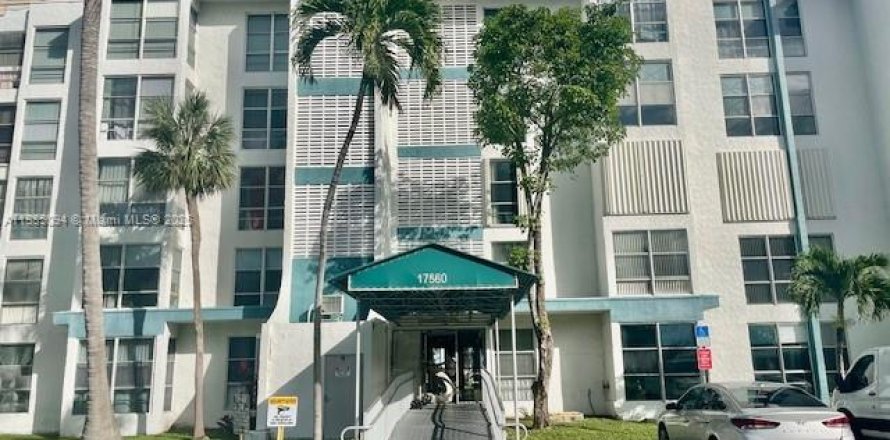 Кондоминиум с 1 спальней в Санни-Айлс-Бич, Флорида № 1930568