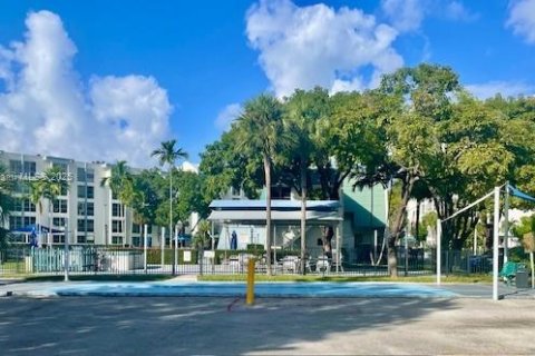 Снять в аренду кондоминиум в Санни-Айлс-Бич, Флорида 1 спальня, 57.6м2, № 1930568 - фото 27