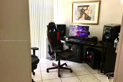 Снять в аренду кондоминиум в Санни-Айлс-Бич, Флорида 1 спальня, 57.6м2, № 1930568 - фото 10