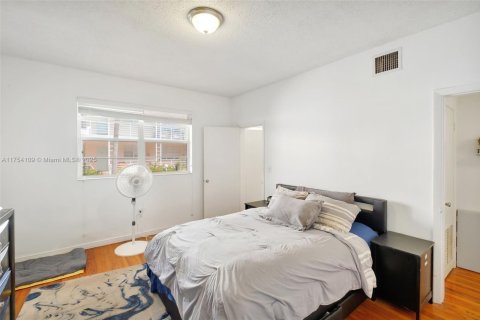 Copropriété à vendre à Miami Beach, Floride: 1 chambre, 68.19 m2 № 1861233 - photo 11