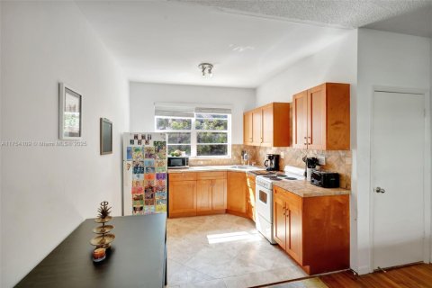 Copropriété à vendre à Miami Beach, Floride: 1 chambre, 68.19 m2 № 1861233 - photo 6