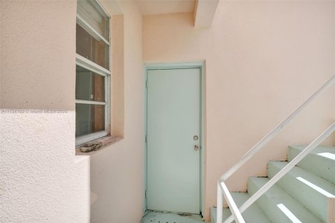 Copropriété à vendre à Miami Beach, Floride: 1 chambre, 68.19 m2 № 1861233 - photo 10