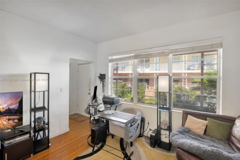 Copropriété à vendre à Miami Beach, Floride: 1 chambre, 68.19 m2 № 1861233 - photo 5
