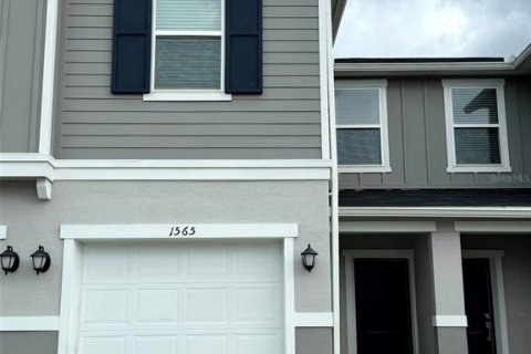 Townhouse in Davenport, Florida 3 bedrooms, 145.58 sq.m. № 1907160 - photo 1