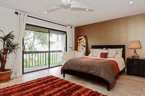 Touwnhouse à louer à Hollywood, Floride: 3 chambres, 171.87 m2 № 2048377 - photo 9