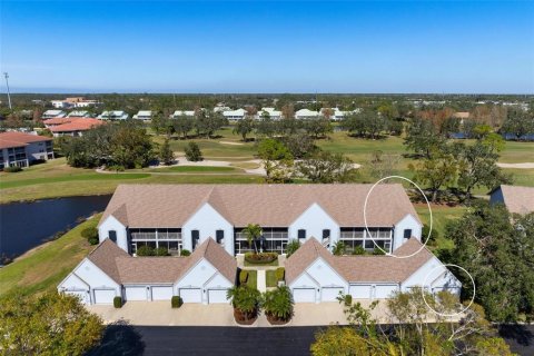 Condominio en Bradenton, Florida, 2 dormitorios  № 2117644