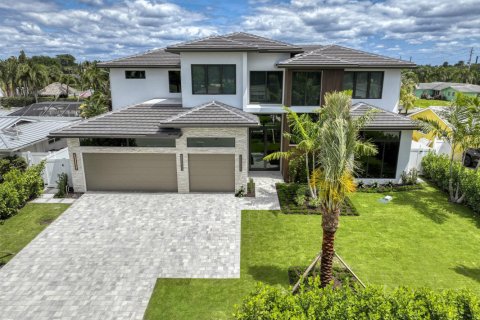 Casa en venta en Palm Beach Gardens, Florida, 5 dormitorios, 399.48 m2 № 1100700 - foto 1