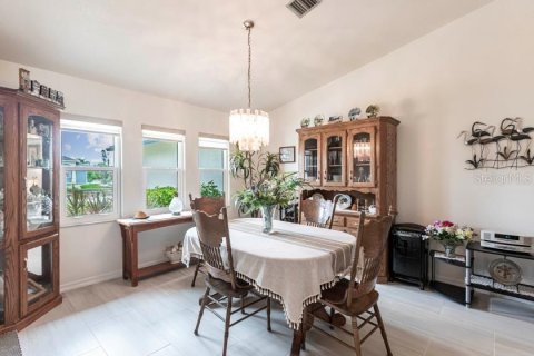 Casa en venta en Punta Gorda, Florida, 3 dormitorios, 196.02 m2 № 1898459 - foto 26