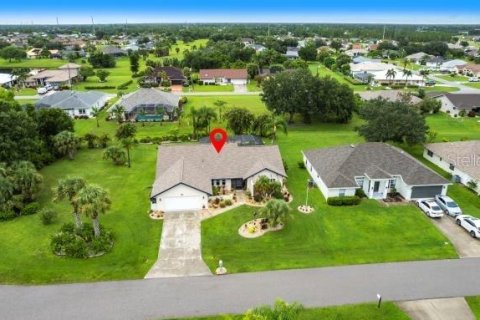Casa en venta en Punta Gorda, Florida, 3 dormitorios, 196.02 m2 № 1898459 - foto 1