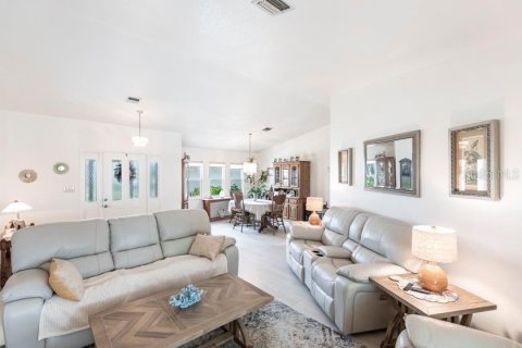 Casa en venta en Punta Gorda, Florida, 3 dormitorios, 196.02 m2 № 1898459 - foto 19