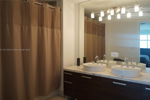 Copropriété à vendre à Miami, Floride: 1 chambre, 90.86 m2 № 1755792 - photo 30