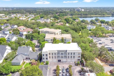 Condo in Orlando, Florida, 3 bedrooms № 2195899 - photo 30