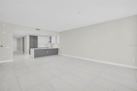 Copropriété à vendre à Saint Petersburg, Floride: 2 chambres, 166.11 m2 № 2364921 - photo 20