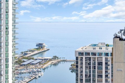 Copropriété à vendre à Saint Petersburg, Floride: 2 chambres, 166.11 m2 № 2364921 - photo 2