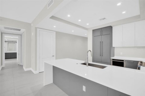 Copropriété à vendre à Saint Petersburg, Floride: 2 chambres, 166.11 m2 № 2364921 - photo 12