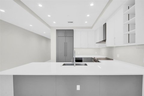 Copropriété à vendre à Saint Petersburg, Floride: 2 chambres, 166.11 m2 № 2364921 - photo 16