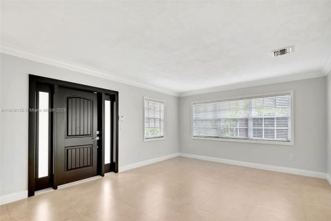 Casa en venta en Coral Gables, Florida, 3 dormitorios, 168.34 m2 № 1975115 - foto 5