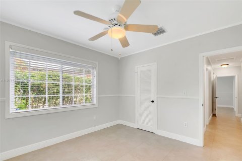 Casa en venta en Coral Gables, Florida, 3 dormitorios, 168.34 m2 № 1975115 - foto 15