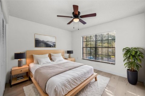 Condo in Palm Harbor, Florida, 2 bedrooms  № 1531884 - photo 28