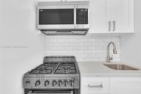 Appartement à louer à Hollywood, Floride: 1 chambre № 2001914 - photo 12