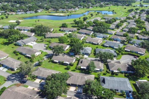 Condo in Sun City Center, Florida, 2 bedrooms  № 2376870 - photo 26