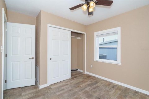 Villa ou maison à vendre à Port Charlotte, Floride: 2 chambres, 100.33 m2 № 2103085 - photo 16
