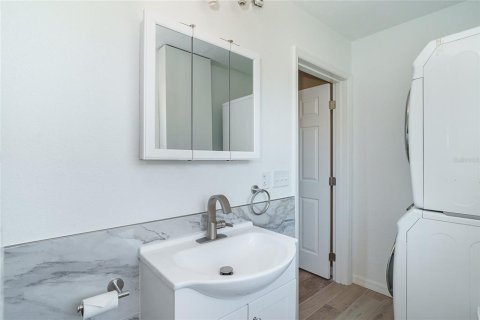 Villa ou maison à vendre à Port Charlotte, Floride: 2 chambres, 100.33 m2 № 2103085 - photo 20