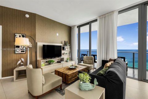 Condominio en venta en Hollywood, Florida, 3 dormitorios, 162.76 m2 № 1938859 - foto 20