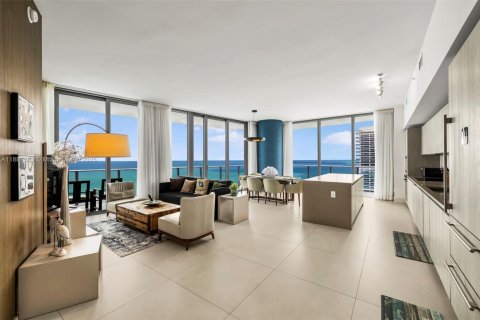 Copropriété à vendre à Hollywood, Floride: 3 chambres, 162.76 m2 № 1938859 - photo 23