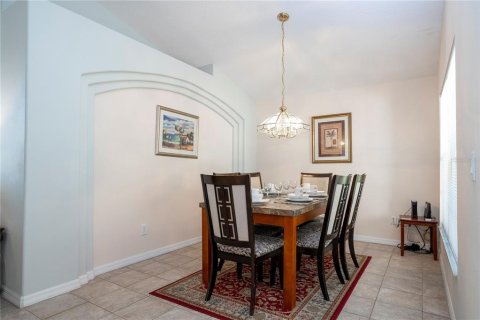 House in Kissimmee, Florida 4 bedrooms, 166.39 sq.m. № 1520394 - photo 14