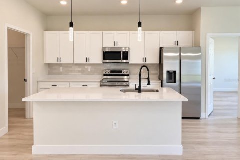 Casa en alquiler en Ocala, Florida, 4 dormitorios, 165.55 m2 № 2430910 - foto 4