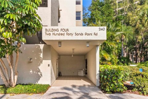 Condominio en venta en Longboat Key, Florida, 1 dormitorio, 59.46 m2 № 1908599 - foto 2