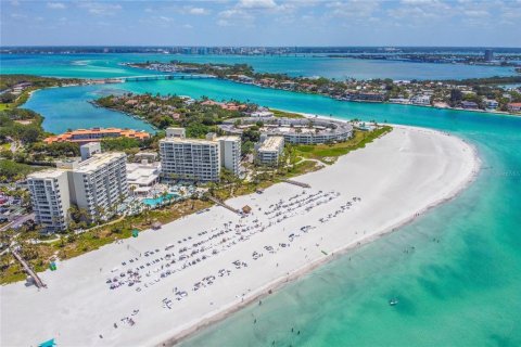 Condominio en venta en Longboat Key, Florida, 1 dormitorio, 59.46 m2 № 1908599 - foto 3