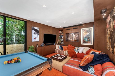 Casa en venta en Miami Beach, Florida, 5 dormitorios, 501.58 m2 № 2029809 - foto 29