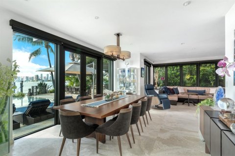 Casa en venta en Miami Beach, Florida, 5 dormitorios, 501.58 m2 № 2029809 - foto 23