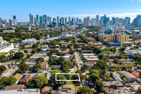 Купить земельный участок в Майами, Флорида № 2012600 - фото 5