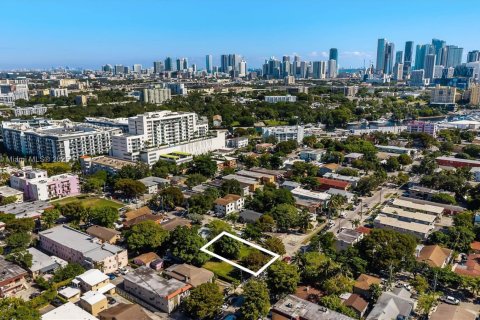 Купить земельный участок в Майами, Флорида № 2012600 - фото 6