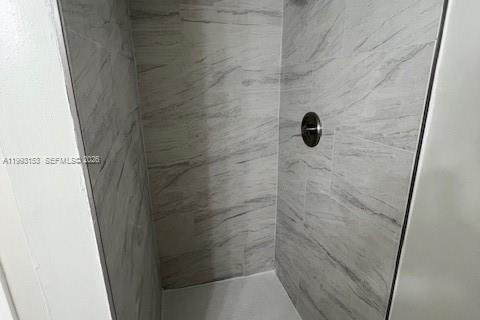 Appartement à louer à Hialeah, Floride: 2 chambres, 69.68 m2 № 2057068 - photo 27