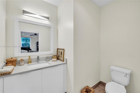 Townhouse in Fort Lauderdale, Florida 3 bedrooms, 197.88 sq.m. № 1922980 - photo 17