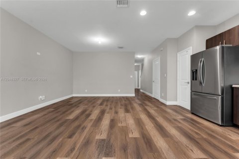 Touwnhouse à vendre à Lauderhill, Floride: 3 chambres, 138.98 m2 № 2251715 - photo 18