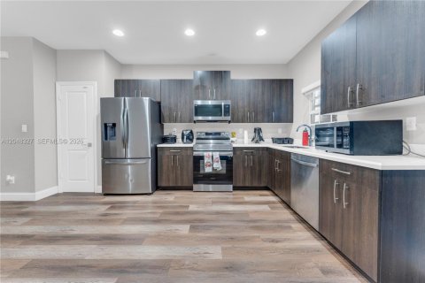 Touwnhouse à vendre à Lauderhill, Floride: 3 chambres, 138.98 m2 № 2251715 - photo 9