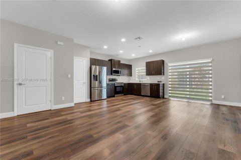 Touwnhouse à vendre à Lauderhill, Floride: 3 chambres, 138.98 m2 № 2251715 - photo 13
